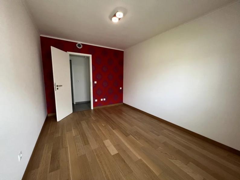 Elegant 2-bedroom apartment in Lux-Val St André - Image #26