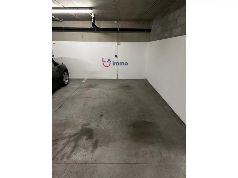 Indoor parking lot for hire (150 m from the Pall Center) - Image #2